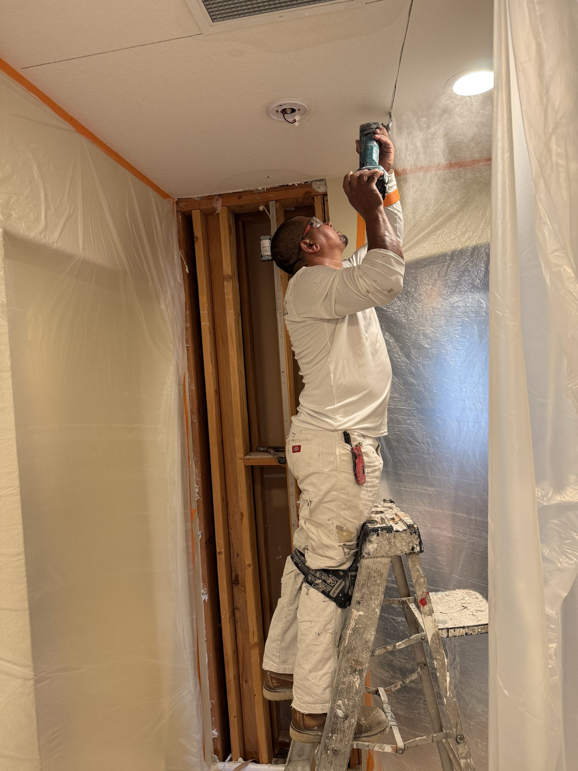 Burst Pipe Water Damage: What to Do Before Help Arrives | Hurry Restoration