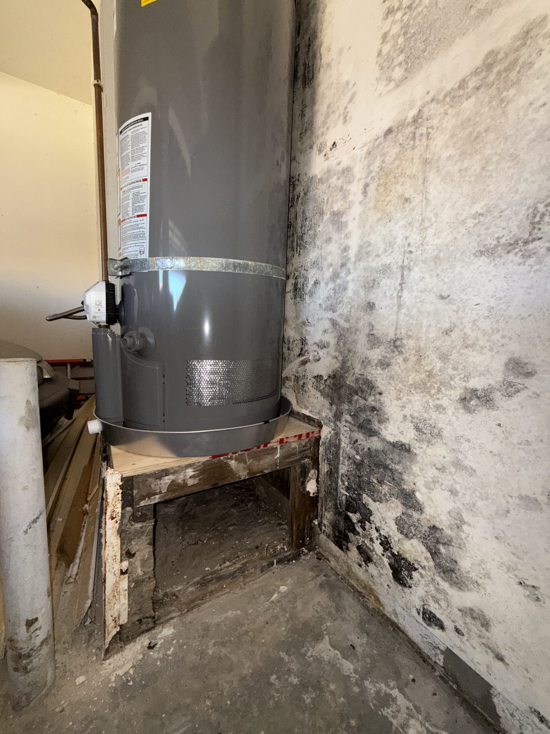 Hidden Water Damage: 9 Places Moisture Hides After a Plumbing Leak | Hurry Restoration